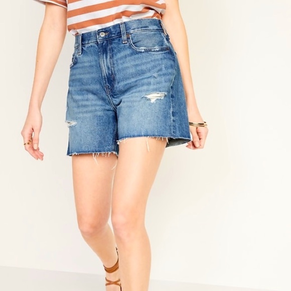 *NWT* Old Navy | High-waisted Slouchy Straight Jean Shorts | Size 12